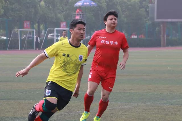 上半场：三镇1-3落后山东，克雷桑双响依木兰首球